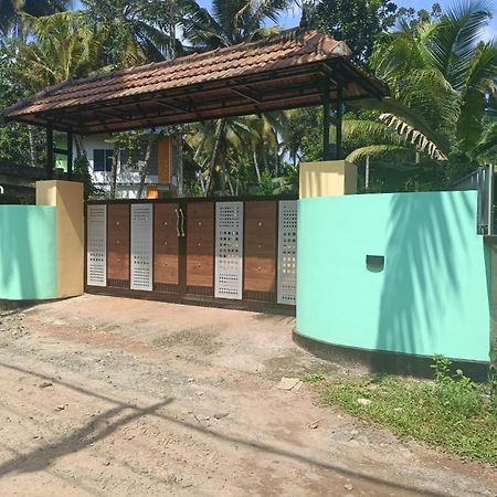 Dilkush Munroe Homestay Kollam Kültér fotó