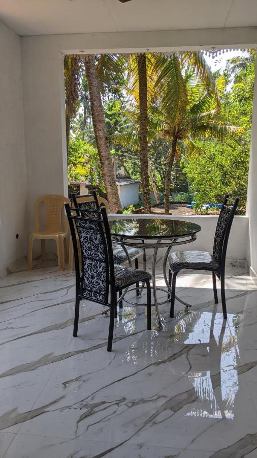Dilkush Munroe Homestay Kollam Kültér fotó